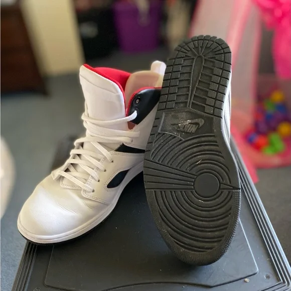 Jordan - Picture 4 of 5